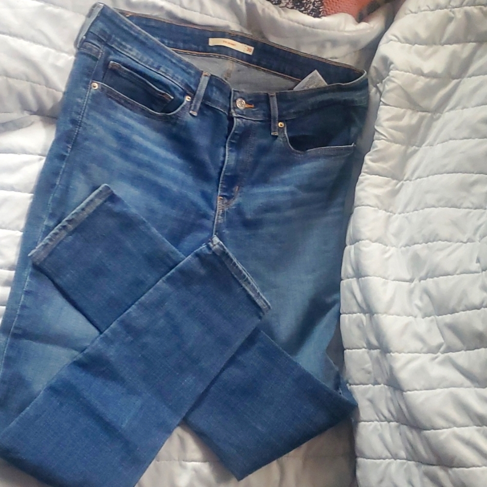 Womens Levi jeans size 30 711 skinny leg
